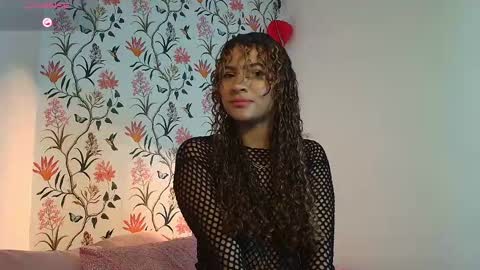 Snapshot of thalia_stapes chatting on 02.20.25 Thalia or Lia online show from 02.20.25