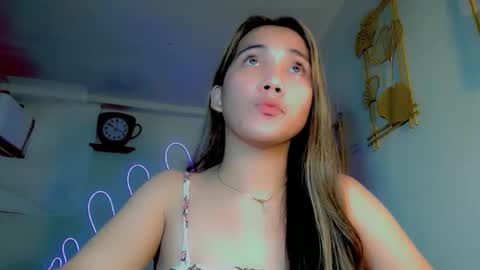 Thalia online show from 10.15.25