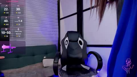 Snapshot of thaliabrooks_ chatting on 10.10.25 Thalia online show from 10.10.25