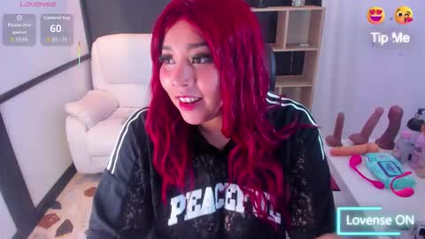 Snapshot of thaliabrooks_ chatting on 11.02.25 Thalia online show from 11.02.25