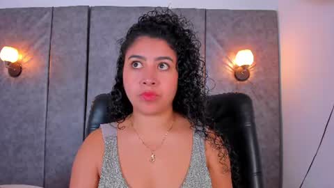 Snapshot of thara_webstter chatting on 06.22.26 thara webstter online show from 06.22.26