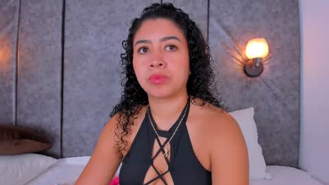 Snapshot of thara_webstter chatting on 07.27.26 thara webstter online show from 07.27.26