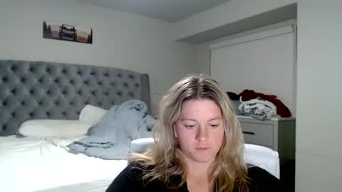 thatprettyblondegirl online show from 12.18.24