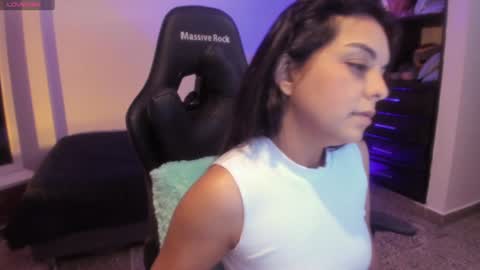 Snapshot of thays_mawakye01 chatting on 01.14.25 Paola online show from 01.14.25