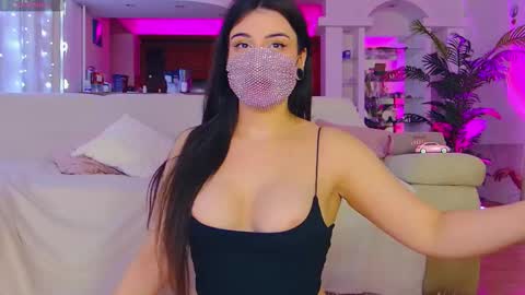 Snapshot of the__sabenna chatting on 02.05.26 Madina online show from 02.05.26