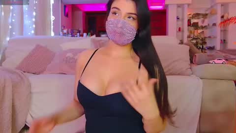 Snapshot of the__sabenna chatting on 03.03.26 Madina online show from 03.03.26