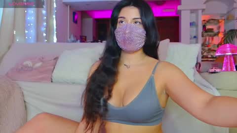 Snapshot of the__sabenna chatting on 05.18.26 Madina online show from 05.18.26