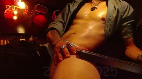 GIORGGIO online show from 03.04.25