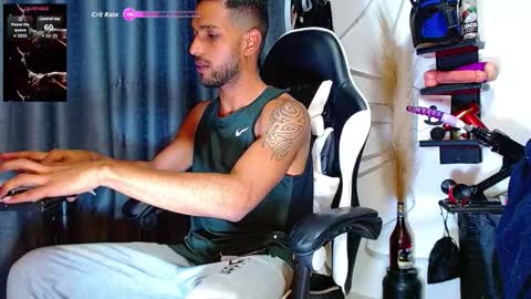 Snapshot of the_dog_lian chatting on 11.20.25 the dog lian online show from 11.20.25