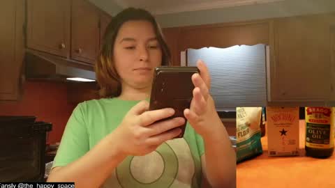 MATERNITY LEAVE  online show from 04.27.26