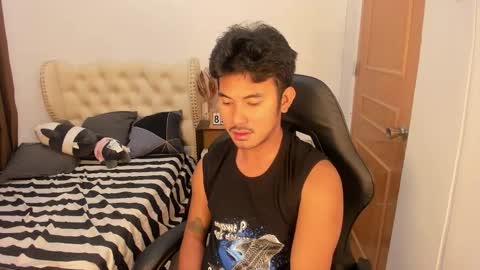 Snapshot of the_killian_jones chatting on 02.05.26 ken online show from 02.05.26