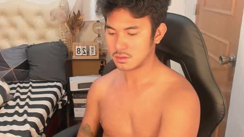 Snapshot of the_killian_jones chatting on 02.25.26 ken online show from 02.25.26