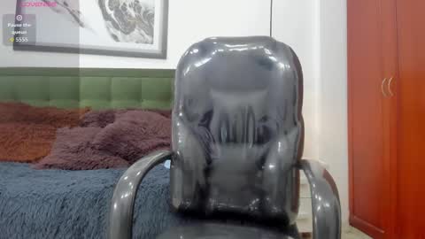 Snapshot of the_mark_king chatting on 02.27.26 T H E M A R K K I N G online show from 02.27.26