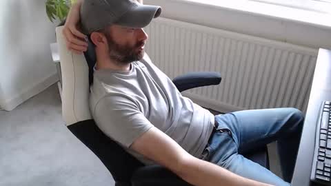 Snapshot of the_sensual_masturwait chatting on 09.14.25 the_sensual_masturwait online show from 09.14.25