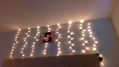 The Stella Rose online show from 10.12.25