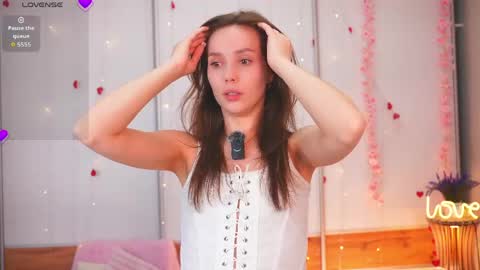 My name is Cynthia and Im very happy to see you in my sweet room  online show from 05.23.26