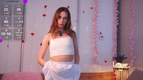 My name is Cynthia and Im very happy to see you in my sweet room  online show from 06.07.26