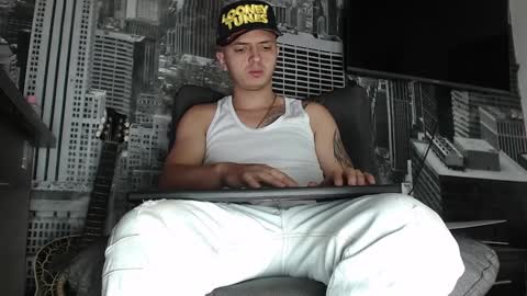 Miguel Angel online show from 12.21.24