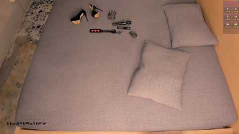 Anny online show from 09.20.25