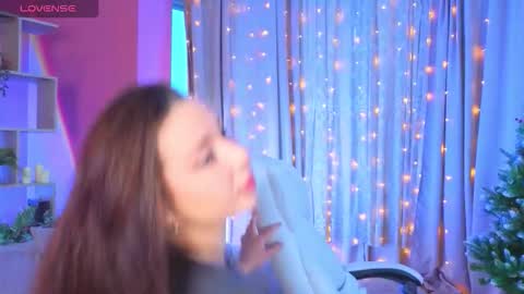 Snapshot of thebbylu chatting on 01.08.26 Lucy online show from 01.08.26