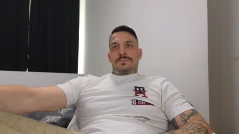 Snapshot of thebestmuscles chatting on 12.13.24 John online show from 12.13.24