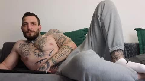 Snapshot of thebestmuscles chatting on 02.20.25 John online show from 02.20.25