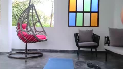 Tanned Man online show from 09.18.25