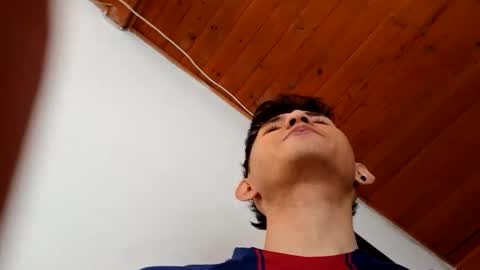 Snapshot of thebluesky_18 chatting on 12.01.25 thebluesky_18 online show from 12.01.25