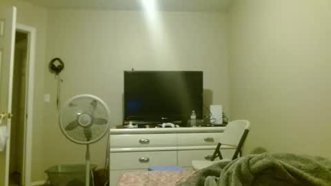 Bored lonely and horny looking for people to  chat with have sex with Las vegas nevada online show from 11.26.25