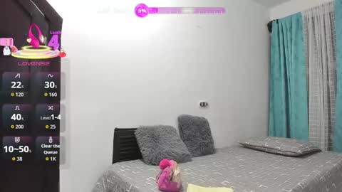 TheChicaNextDoor  online show from 02.17.26