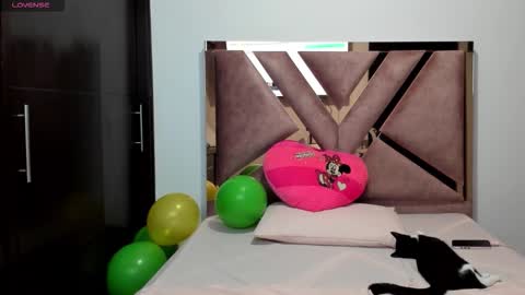 TheChicaNextDoor  online show from 03.19.26