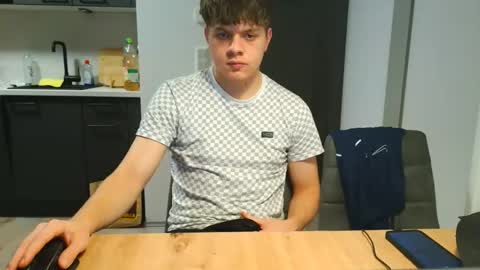 Snapshot of thecuteguy144949 chatting on 12.05.25 thecuteguy144949 online show from 12.05.25