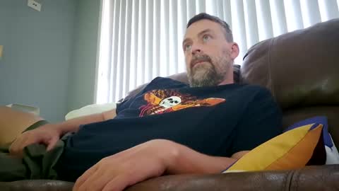 Snapshot of thedalenator chatting on 02.28.25 thedalenator online show from 02.28.25