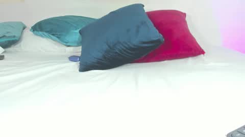 Snapshot of thedol1 chatting on 01.14.25 Thedol1 online show from 01.14.25