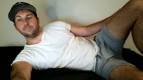 Snapshot of theetwohander chatting on 06.12.26 Theetwohander online show from 06.12.26