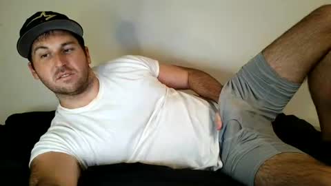 Snapshot of theetwohander chatting on 06.19.26 Theetwohander online show from 06.19.26