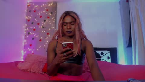 Goldie online show from 01.11.25