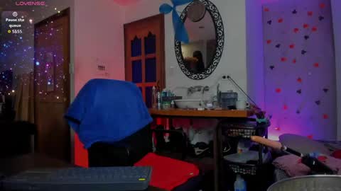 Snapshot of thegoldenbitch chatting on 04.28.26 Goldie online show from 04.28.26