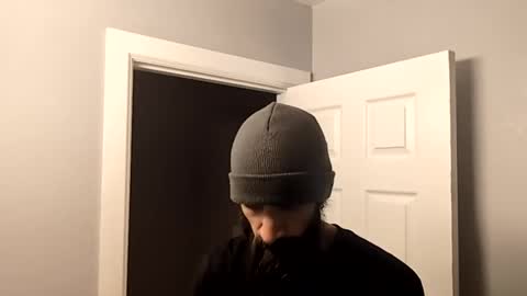 Snapshot of theh4iryfi5h chatting on 02.22.26 theh4iryfi5h online show from 02.22.26