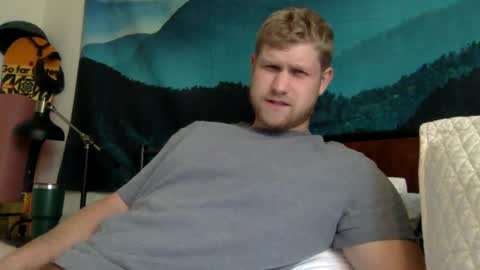 Snapshot of thehairyprince chatting on 09.26.25 Harry online show from 09.26.25