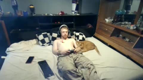 fuzzyfox online show from 09.11.25