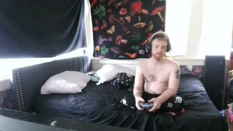 fuzzyfox online show from 09.23.25