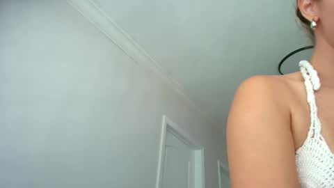 Lily Marie online show from 02.08.25