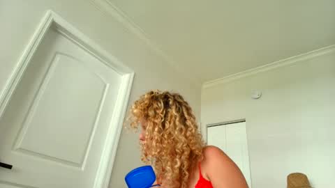 Lily Marie online show from 03.03.25