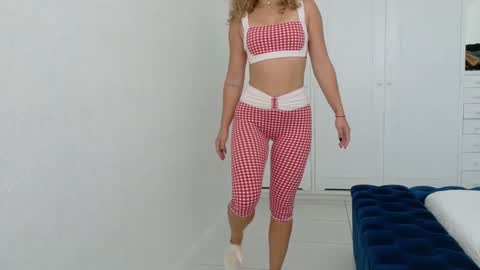 Lily Marie online show from 09.22.25