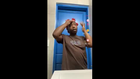 Snapshot of thejaderavixen chatting on 12.20.25 Jadera online show from 12.20.25