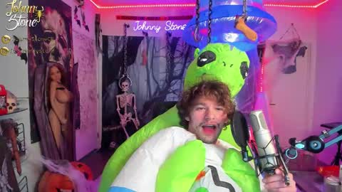 Johnny Stone online show from 10.18.25