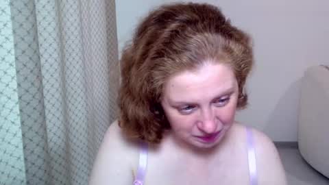 Ella online show from 11.24.25