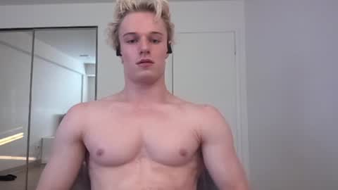 Snapshot of thelevimeyers chatting on 07.26.26 thelevimeyers online show from 07.26.26