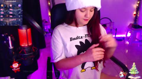 Snapshot of thelittlecherry_ chatting on 12.17.24 thelittlecherry_ online show from 12.17.24